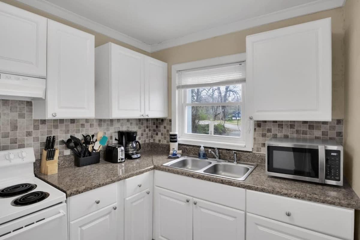 2-Bedroom Pet-Friendly Apartment In East Ноксвил Екстериор снимка